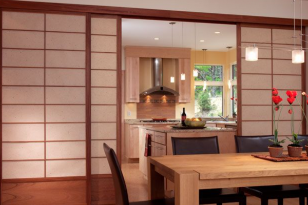 Dapur dengan pintu geser kayu shoji